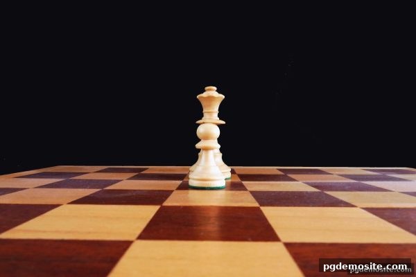 围棋棋力进阶秘籍：pg电子试玩网带你掌握定式与官子的核心战术