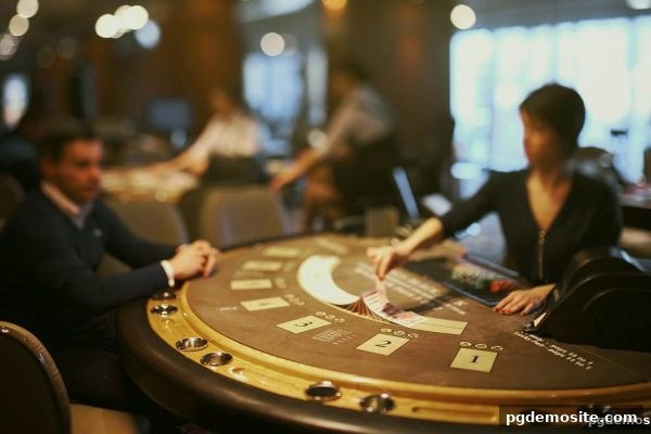 pg电子试玩网龙虎斗全攻略：从规则到策略，理性参与的智慧之道